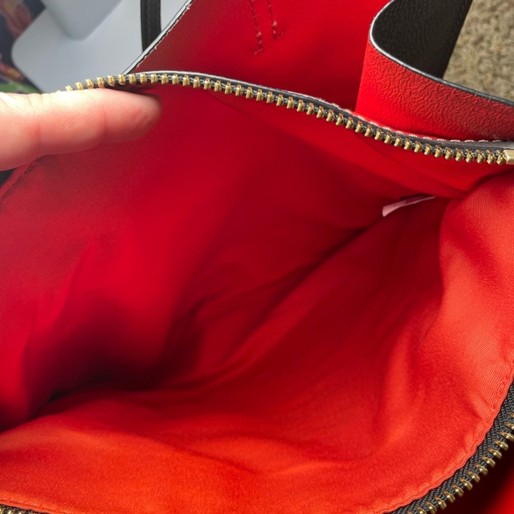 EUC Marc Jacobs The Grind leather handbag - Picture 5 of 13